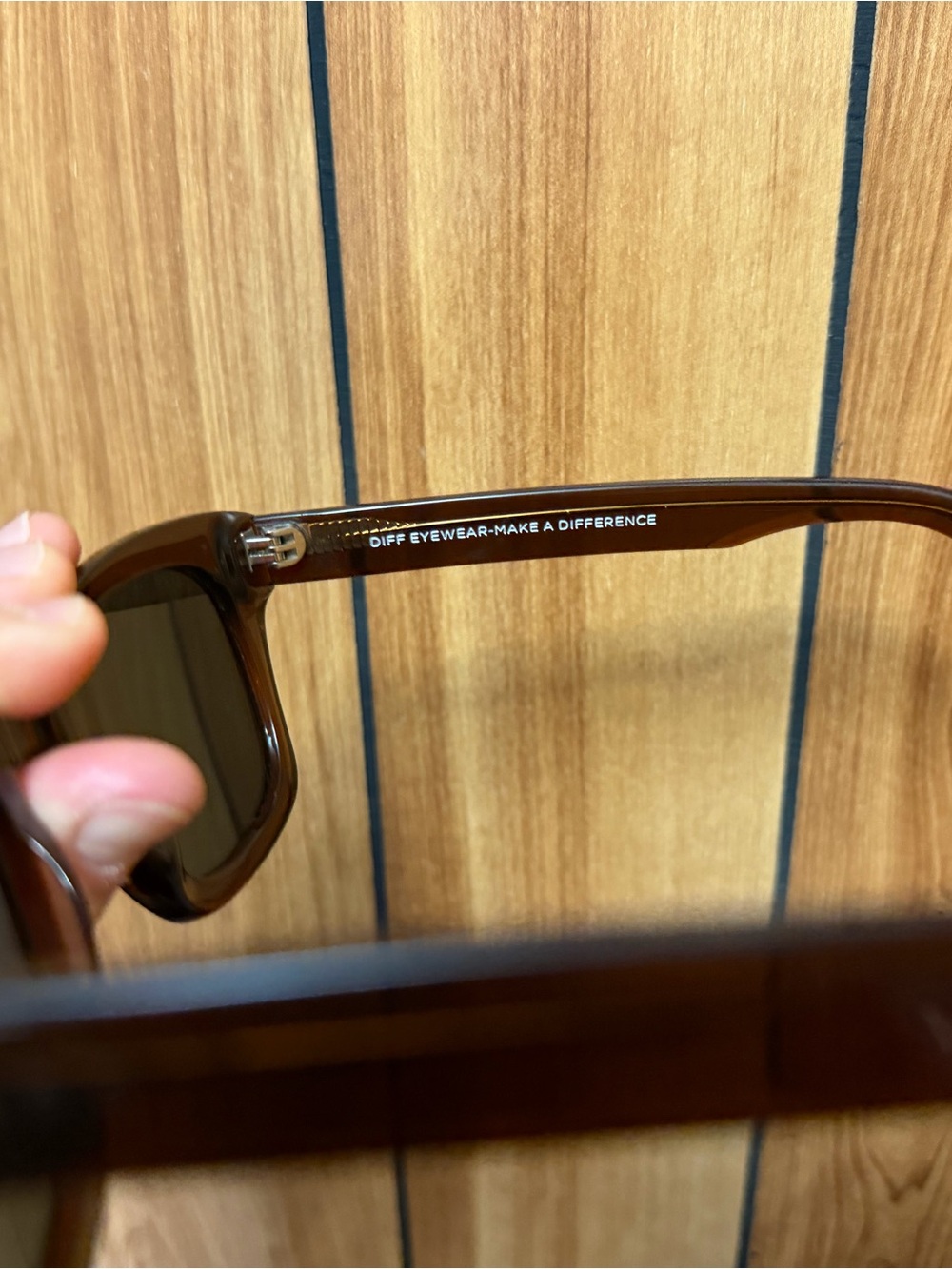 DIFF Whiskey Grey Polarized Sunglasses - Picture 7 of 9